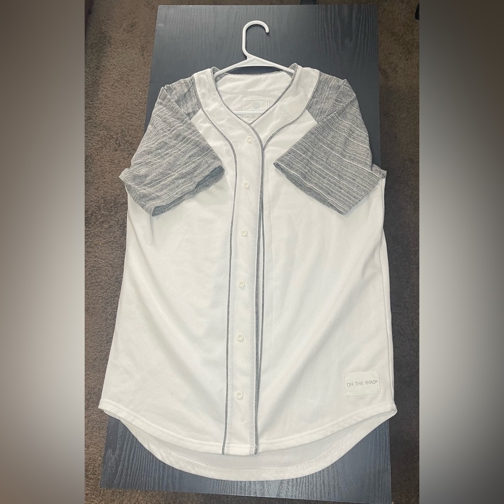 on the byas White Baseball-Style Button Front Jersey with Gray Sleeves